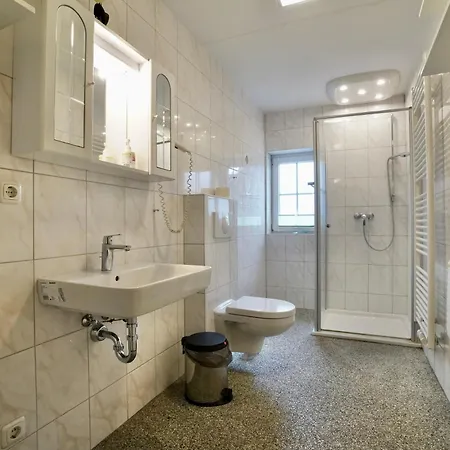 Jenny Mit Pool Wohlenberg